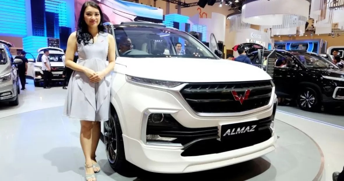 Wuling Almaz RS Keluaran 2022 Dapat Diskon hingga Rp65 Juta